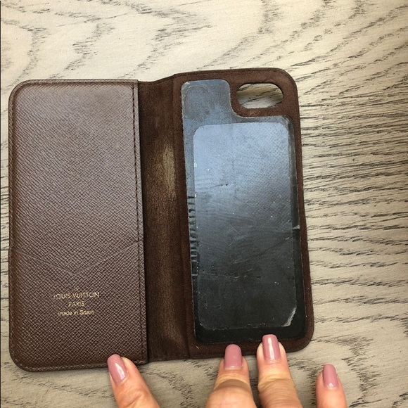 Louis Vuitton IPhone 8 monogram phone case - Picture 3 of 4